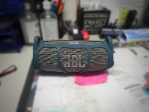 Jbl charge portable - 5, speaker